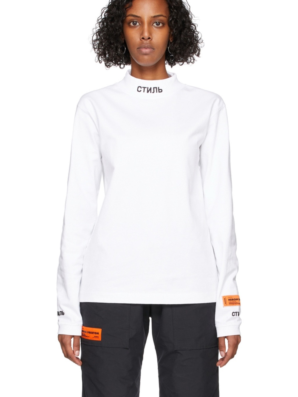 HERON PRESTON
White Roll Neck Style Turtleneck